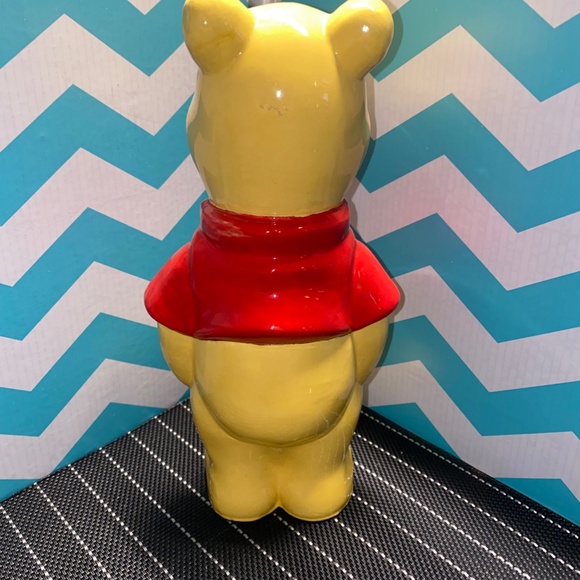⚡️LAST CHANCE⚡️ Disney Winnie The Pooh Hand Painted Ceramic 9” Figure - Picture 2 of 2